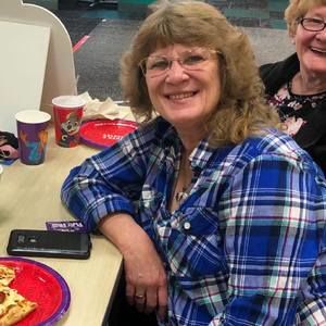 Meet your Posher, Kelly